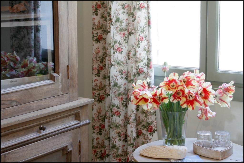 Apartamento Le Trente Trois Uzès Exterior foto
