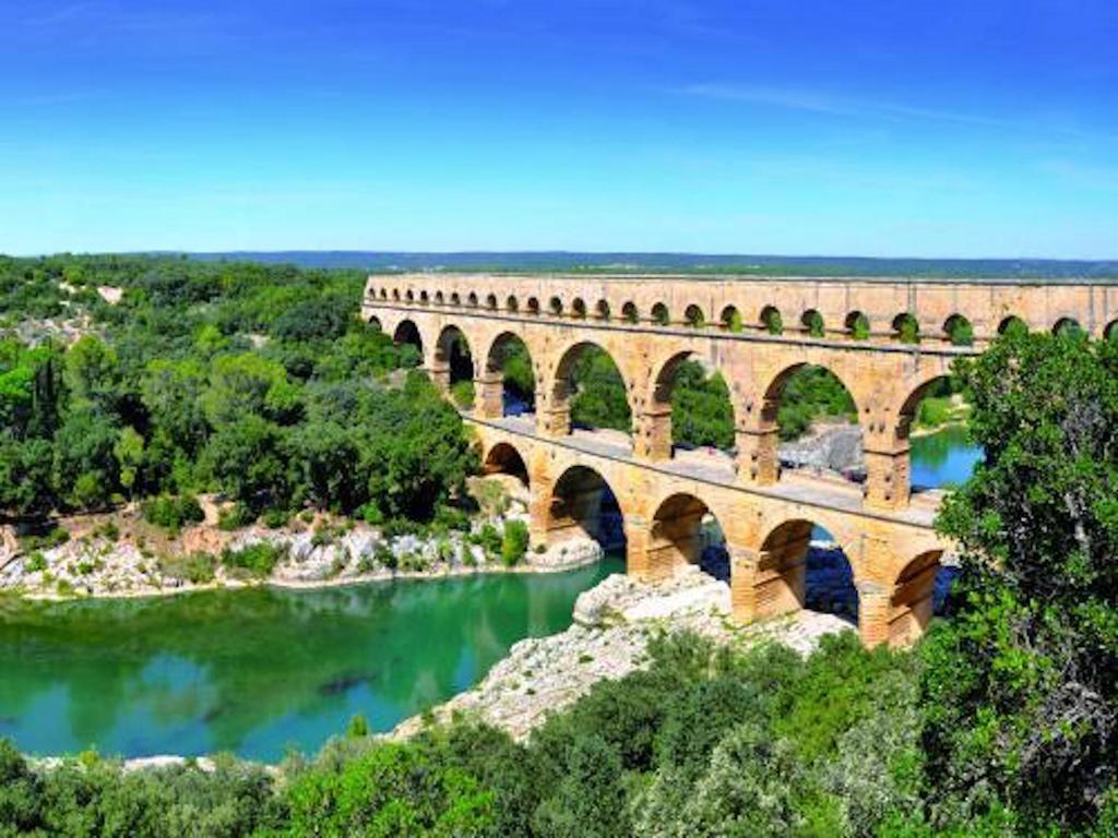 Apartamento Le Trente Trois Uzès Exterior foto