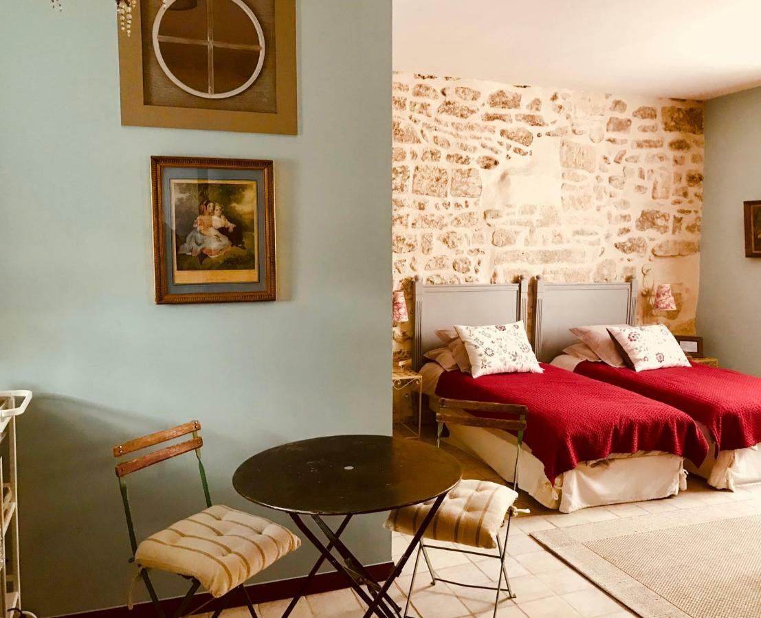 Apartamento Le Trente Trois Uzès Exterior foto