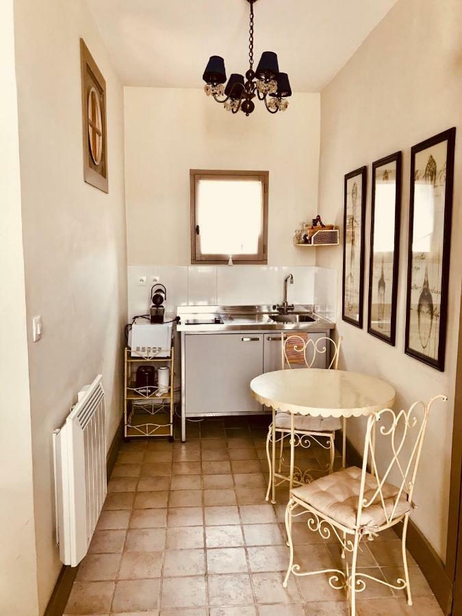 Apartamento Le Trente Trois Uzès Exterior foto